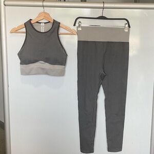 DSG twitch and Allison NWOT workout bra and seamless leggings M gray/black